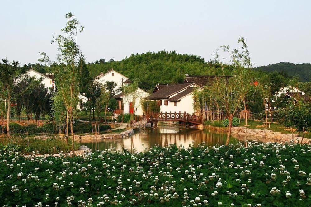Suzhou Greendoor Resort Hotel Esterno foto